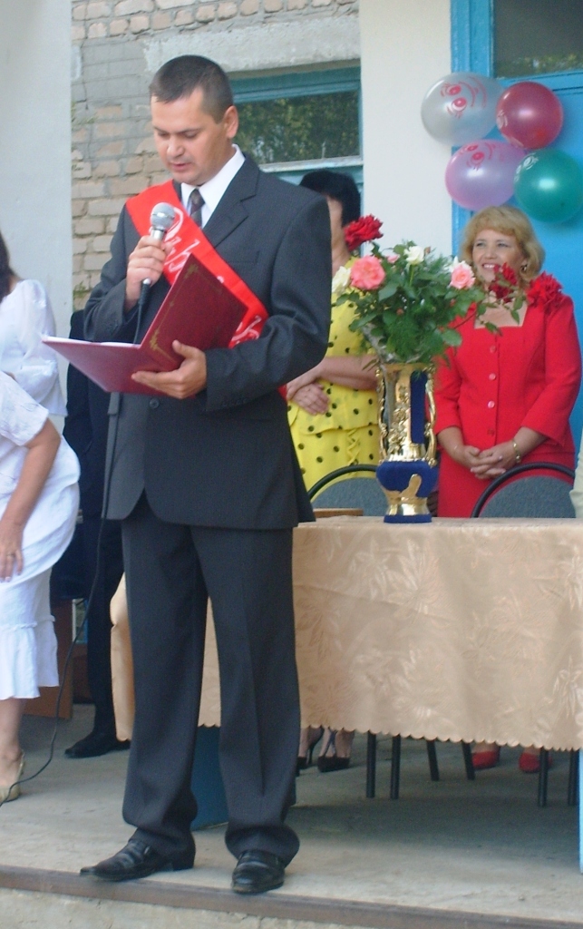 Летом 2007 года педагогический коллектив возглавил выпускник родной школы Цуркан Вячеслав Владимирович.